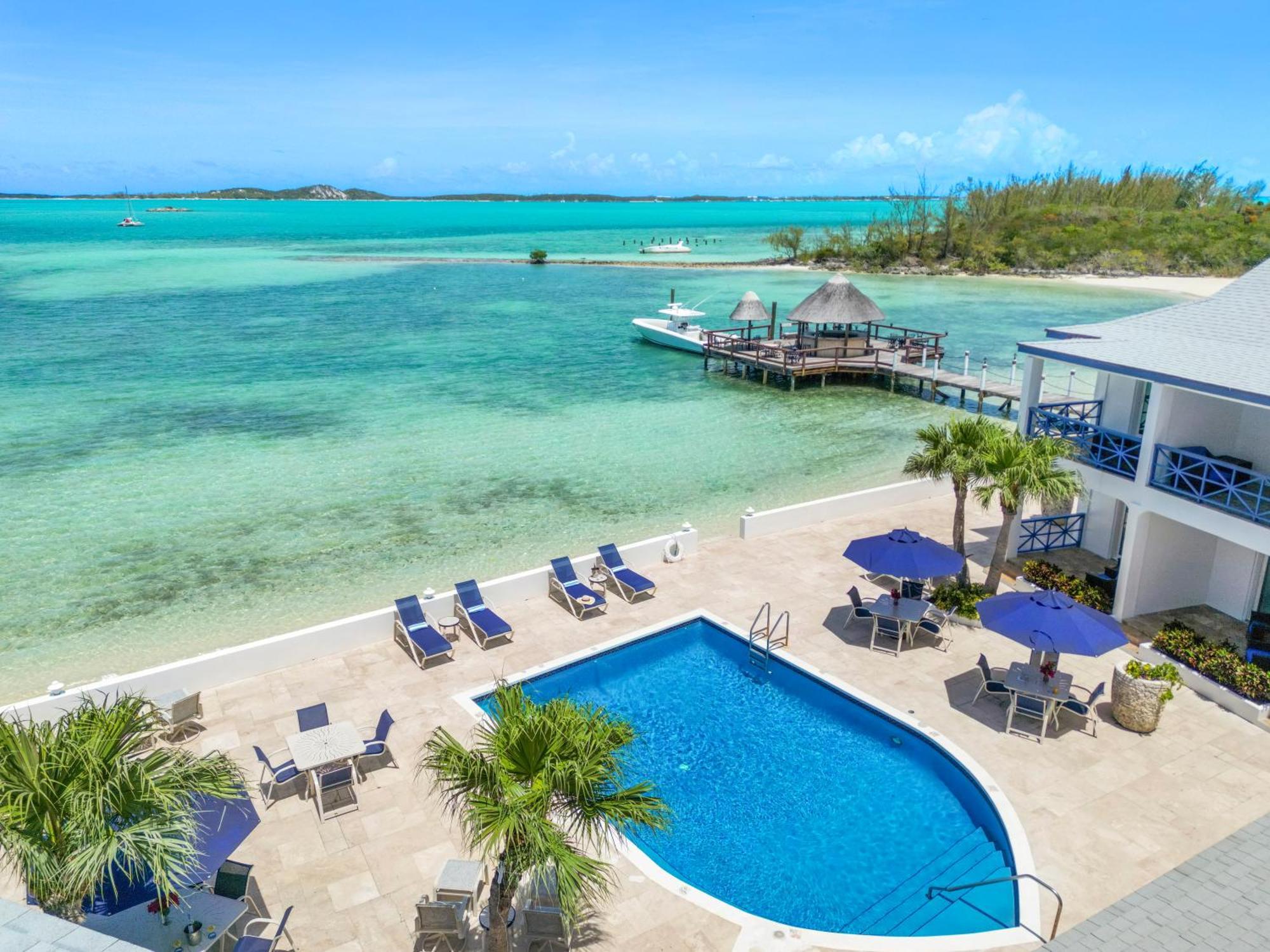 Augusta Bay Hotel George Town Eksteriør billede